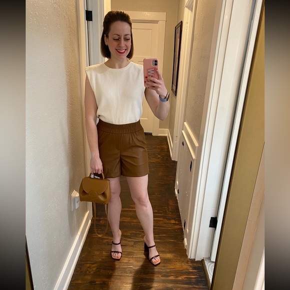 Express, Padded Shoulder, Sweater Vest! - Picture 2 of 10